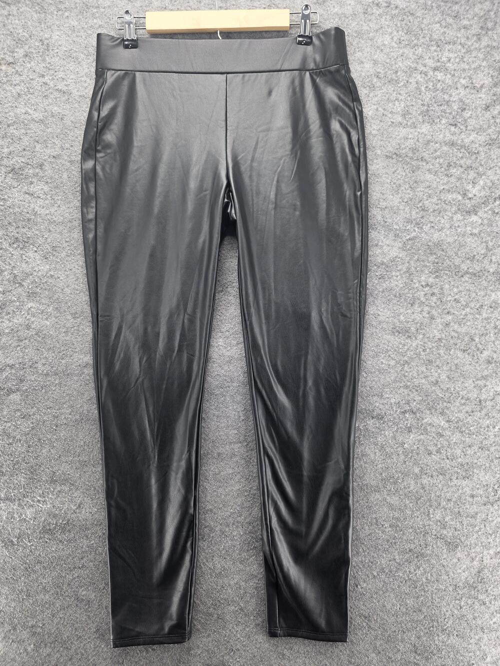 LOFT Pants Womens Medium Faux Leather Pull On Slim High Rise Stretch Modern